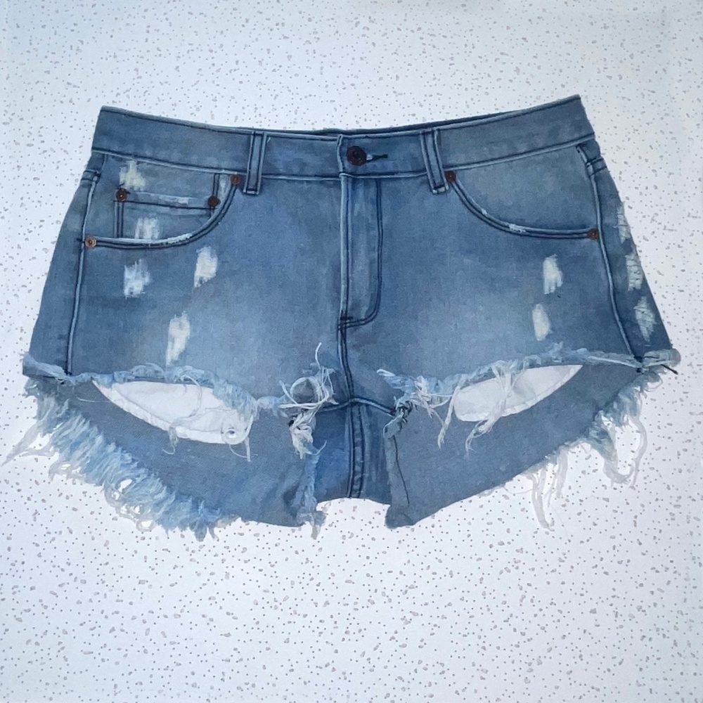 *NWOT* Denim Colab Palm Shorts